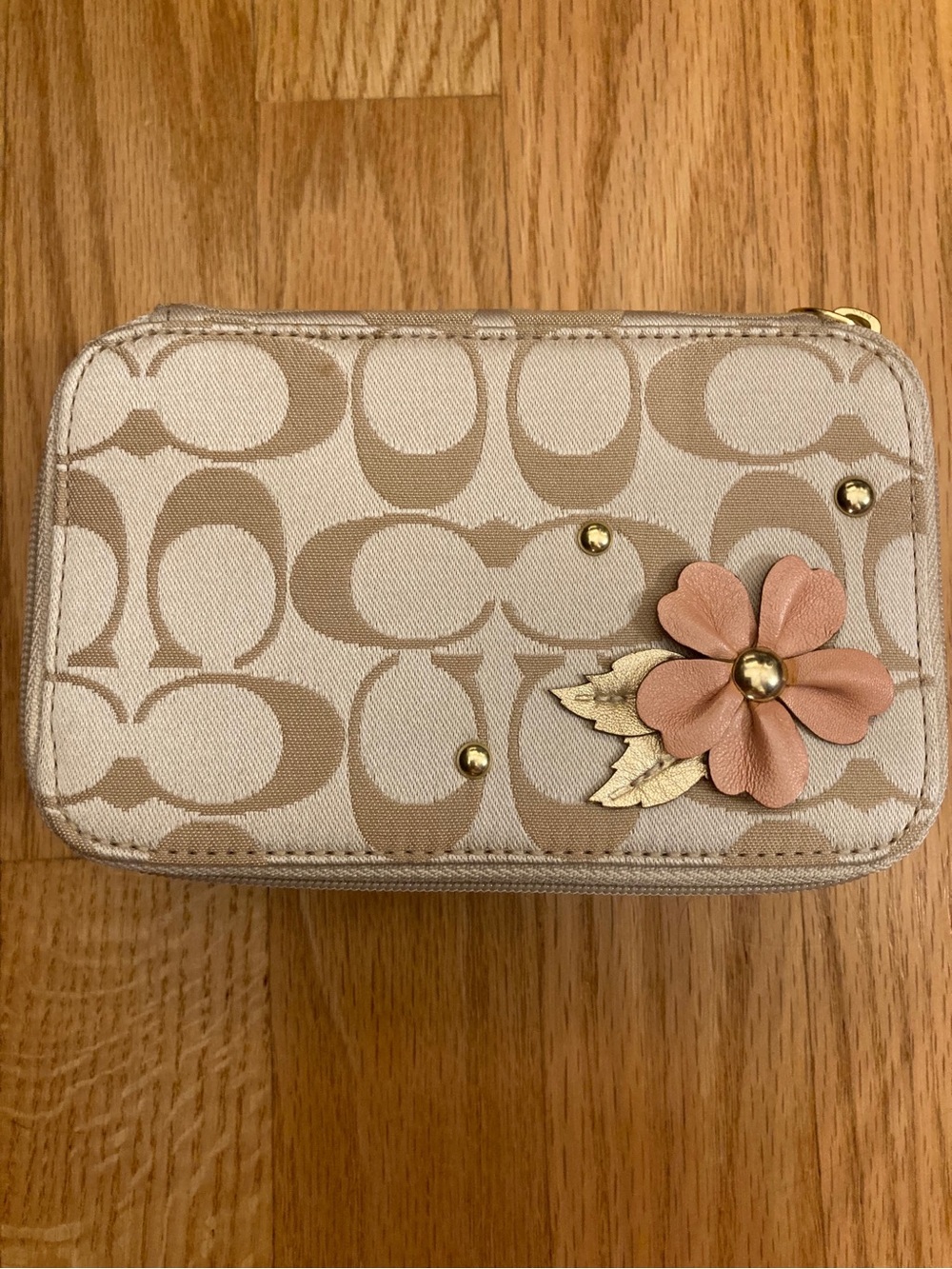 Coach Jewelry Holder Calla Lilly Collection
